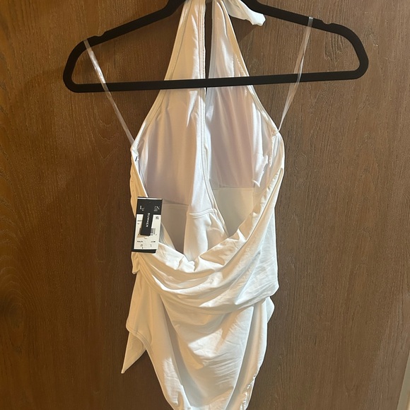 Lauren Ralph Lauren White Halter Side Tie Tummy Control One-Piece Swimsuit - Picture 4 of 8